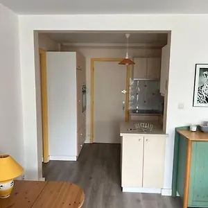 https://bel-appartement-de-bord-de-mer-avec-vranda.inbrittany.com